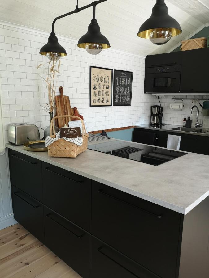 Smedjan Cottage Enköping エクステリア 写真