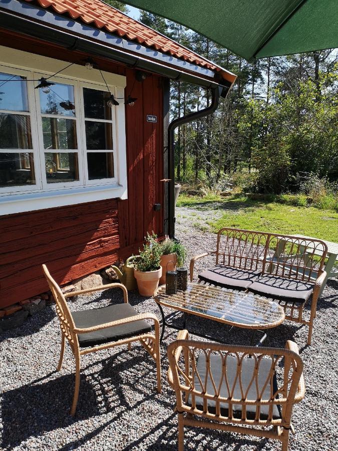 Smedjan Cottage Enköping エクステリア 写真