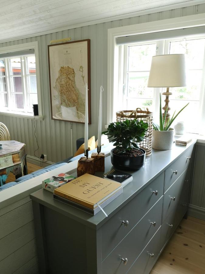Smedjan Cottage Enköping エクステリア 写真
