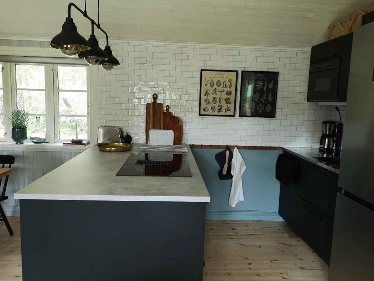 Smedjan Cottage Enköping エクステリア 写真
