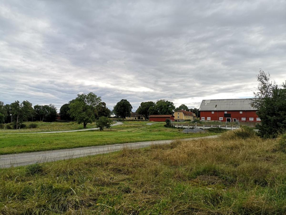 Smedjan Cottage Enköping エクステリア 写真